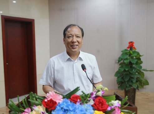 ���ڼ{�׿Ƽ�ǰ�صĺ�ï��Ժʿ