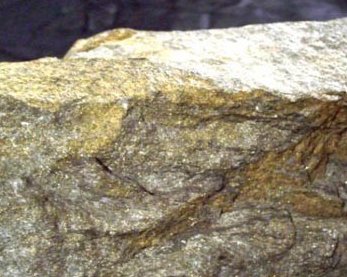 ��V�YԴLas Bambas�~�V�\ݔ��·����i