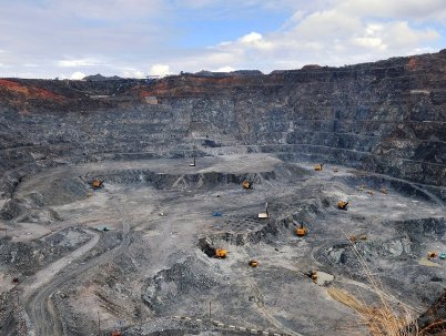 �����_���������؆�Kilembe�~�V