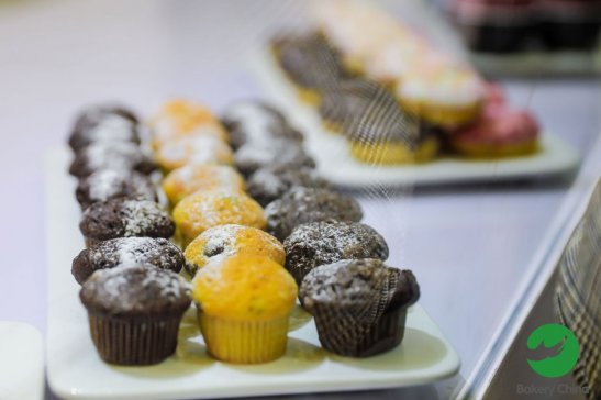 ��������ʳ�ú�ɫ���Ϻ��決չ����A