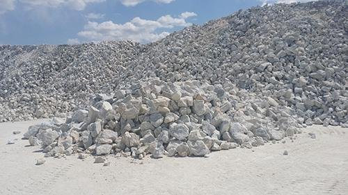 ���}֮�����V���R�ݣ�����̼���}ǧ�|Ԫ�a�I