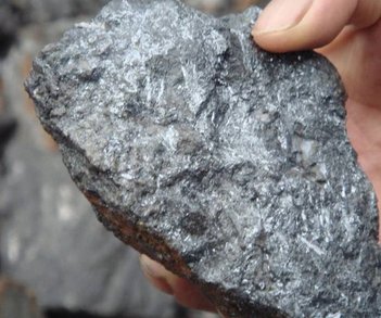 �ϰ���ӡ��Antam懵Vʯ�a��ͬ������27%