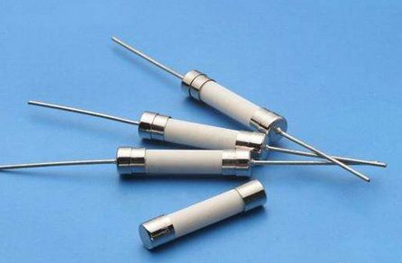 ��ͨ�磺�����մɏ�(f��)�ϲ�������������Ϣ�惦