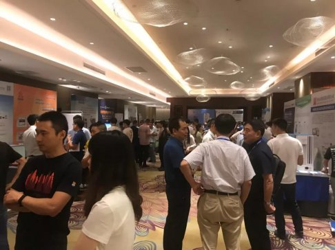 �����������ڶ��������մɼ��g�c�a�I�߷�Փ��¡���_Ļ��