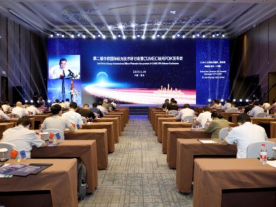 �����ׂ������_�l180nm���׹�⹤ˇPDK���ؑc�l��