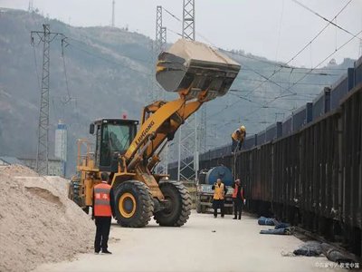 ������ˮ�����½���a(ch��n)3.6�f���߼�ʯӢɰ�(xi��ng)Ŀ