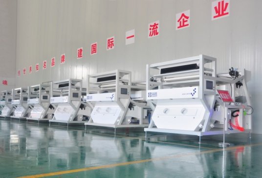 ��������  ����ɫ�x�C���m���N