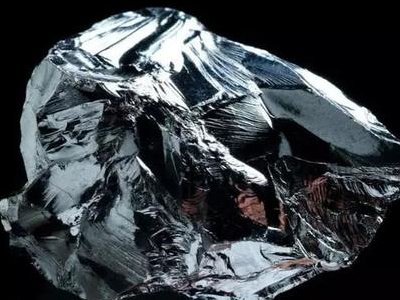 �B�Ƹ���ʢ����ʯӢ�c����s�߼�ʯӢ���a(ch��n)���g(sh��)��Ӗ��