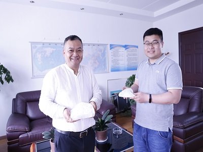 ��Ԫ�}�I���L����̼���}�a�I��ֵ���lչ�ġ�С�{�D��