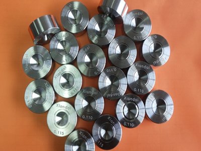 һ���˽�۾�����ʯ