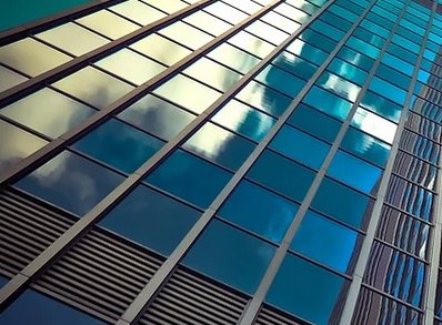 ���Ų����_ƽ�岣���r����Մ�����PעʯӢɰ�����A����Ȼ���ԭȼ���σr��׃�����������ήa�I朅f�{