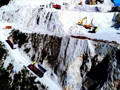 �Ű���̼���}�a(ch��n)�I(y��)�l(f��)չ�F(xi��n)�� �γɡ��ك|���a(ch��n)�I(y��)��Ⱥ�ă�(y��u)���c����