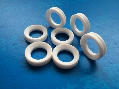 ᘠ���ʯ׌���ϸ�����Ħ������ĥ�p���ĊW�أ�