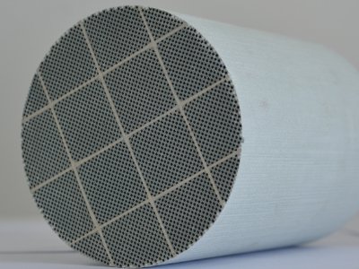 ���ɲ��ϣ���˾�F(xi��n)���䆹����w�a(ch��n)�ܞ�1000��/�꣬��C�մ��d�wӋ���U(ku��)����5000�f��/��