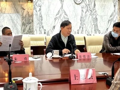 ͯ�����������錣�ґ�(y��ng)����ϯ��Ʒ̼���}�a(ch��n)�I(y��)��Ⱥ������(hu��)�h