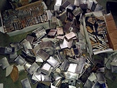 ������䇟������ ���еVɽ������u�