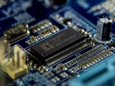 ɽ�|�댧�w��ʮ���塱Ҏ���� 4���΄գ�5�����У�Ŀ��300�|����о��ͻ�ƣ�