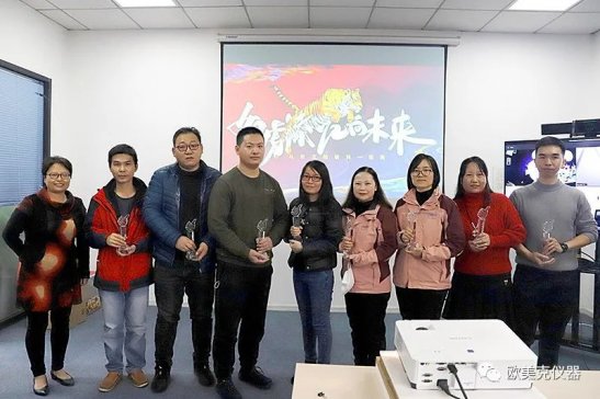 �麣�W���˃x�����绢�����|����δ����