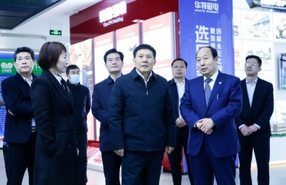 �H�������f�h�M��ӛ�����һ���W�R�A���{��ָ������