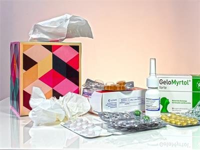 FDA �����ׂ� Symbicort ����ˎ����Ī���_�����ε�������F����