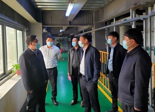 �hί��ί�����f��ϯ��־܊���hί��ί�������hί��ӛ����ϲһ�е����¿Ƽ���˾�����{��