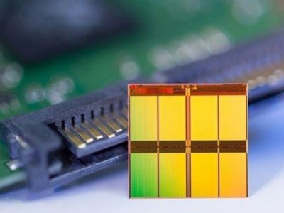 �п�Ժ�ɹ��Ƃ�8Ӣ��̼���辧�w