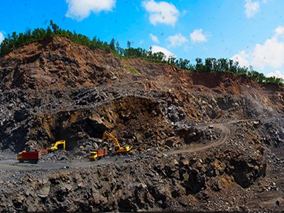 �����޵�һ�V�����ǰ׽еģ��ك|��ʯī�²��Ϯa(ch��n)�I(y��)��Ⱥ��������