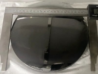 ����Ϣ����ʢ�C(j��)�8Ӣ��N��SiC���w�ɹ����t��