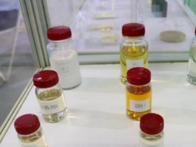 �մ����ӄ�����С���������ã�