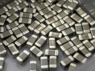 ���q�����࣬���l������MLCCǧ�|�Ј���