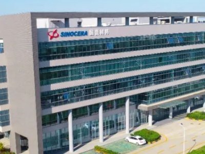 ���ɲ��ϔM���x���Ҽ�ƽ�_���