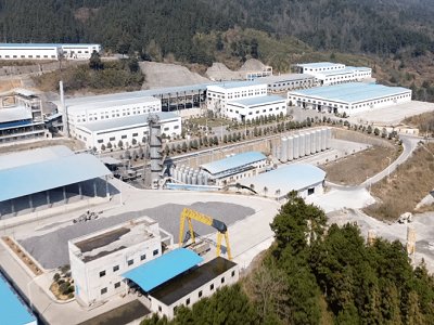 ���ؾ�ʯ֮�l���F�ݣ��ж����ؾ�ʯ�V��