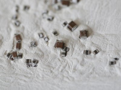 ���ҡ����a(ch��n)�÷۲ġ�֮���ɲ���MLCC������^����