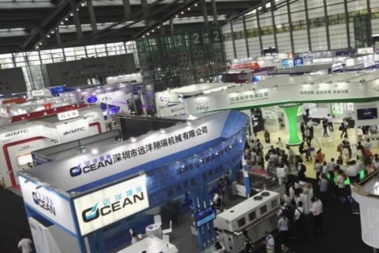 �A��ӛȫ�����ӣ�һ�I�A�sSEMI-e ���ڇ��H�댧�wչ����Ʊ�������һ����