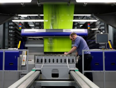 �m���ڸ��_2000��ĸߜؑ��ã�Ӣ���о��C���_�lһ�N����SiC���մɻ��ͺϲ��ϼ��g