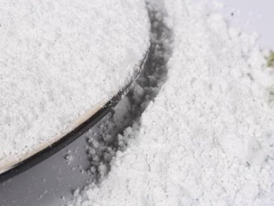 �B�ƸۊW˹�ع�΢���c����s�|����2023ȫ�������·������ø߼�ʯӢ���Ϯa�I(y��)�l(f��)չ���