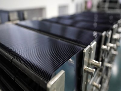 ͨ����¡��������˹��һ������̩���|������������M�����^�;��ι�Ƭ�ߴ�˜��_�ɹ��R��