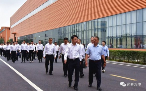 �������M�˗U��I�˴��f�꣬̽�����滯����֮����