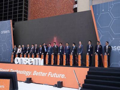 ��ɭ���n������̼���蹤�S�U���깤��200mm ̼���辧�A��a�����ތ�ͻ��һ���fƬ