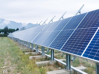 ������Դ��ǰ�����ȿ���؛�� 55.7GW�� 182N�͸�Ч�ξ���늳��D��Ч���_�� 26.89%��