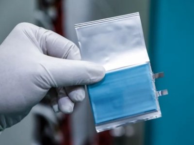 Natural��������늽�Һ�Ɍ�(sh��)�F(xi��n)ʮ��犳�ţ�����������ֈF(tu��n)�(du��)��