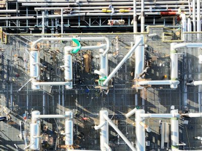 ��������^�c���x���F��ӆ��3���Ŀ�������M