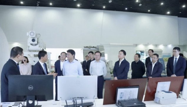 �P����ί��ӛ���M��һ���W�R�S�п���ָ��