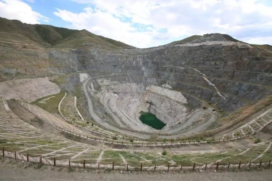 ʯӢ�����ڰ���̩����̖�V�}��