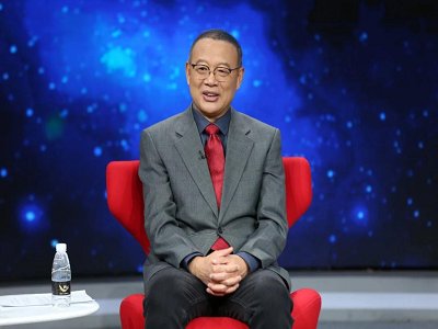 ����(j��ng)�ı���У�L��67�q��Խ���С������ȡ����Ƃ��������W(xu��)���w��