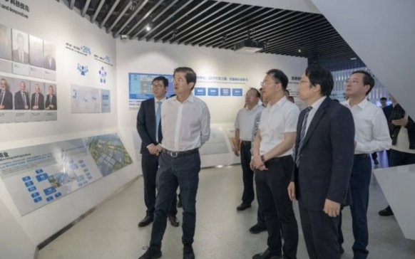 ���Kʡ�˴�ί�������Ρ��h�M�ɆT��ʡ��������ϯκ����һ���W�R�S���{��ָ��