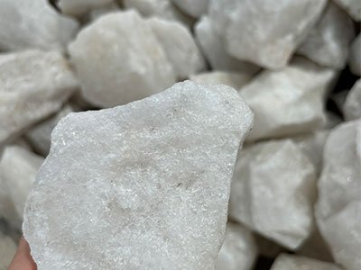 �Ƽs�Ї��߼�ʯӢ�a(ch��n)�I(y��)�l(f��)չ��һ�����أ������ƽ�