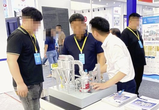 �k���_Ļ��ҫ�۵ǈ�������V�R��ʯ��̼���}չ���վ��ʻ��