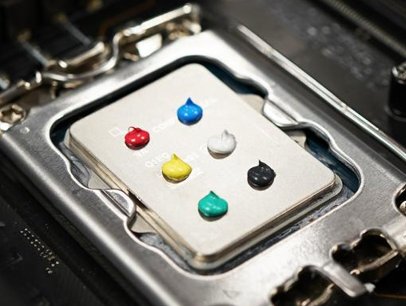 Cooler Masterȫ����ࣺ�{�׽���ʯ�c��ɫ֮�i