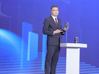 ȫ���װl���������ܶ�늳�ʯīϩ�ͺϼ{�׹�̼ؓ�O����